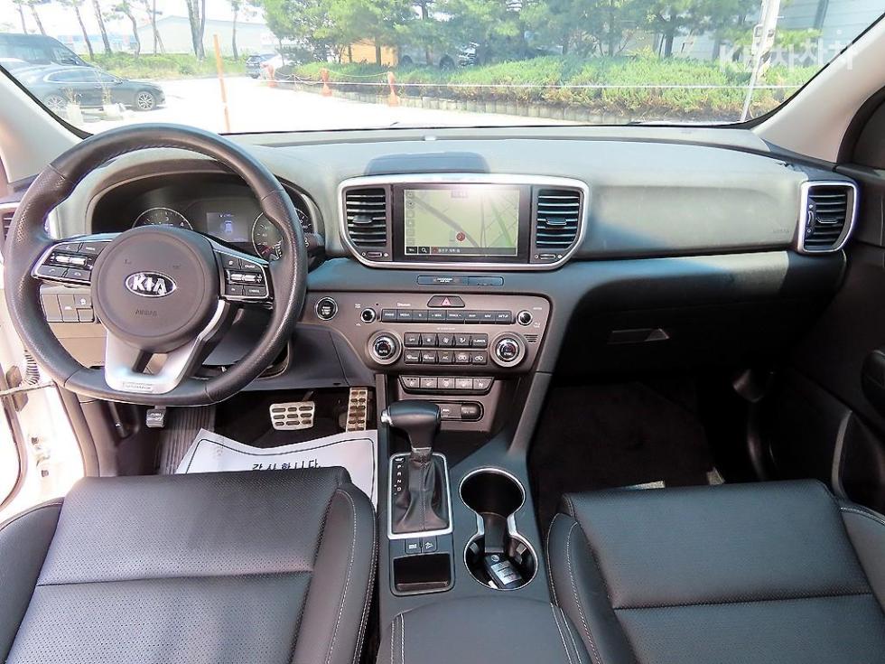 2019 - kia sportage