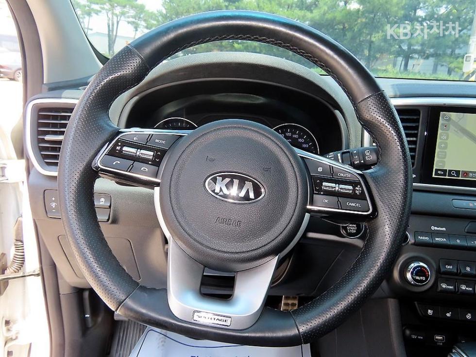 2019 - kia sportage