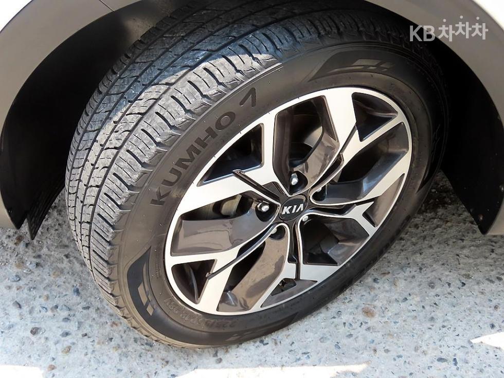 2019 - kia sportage