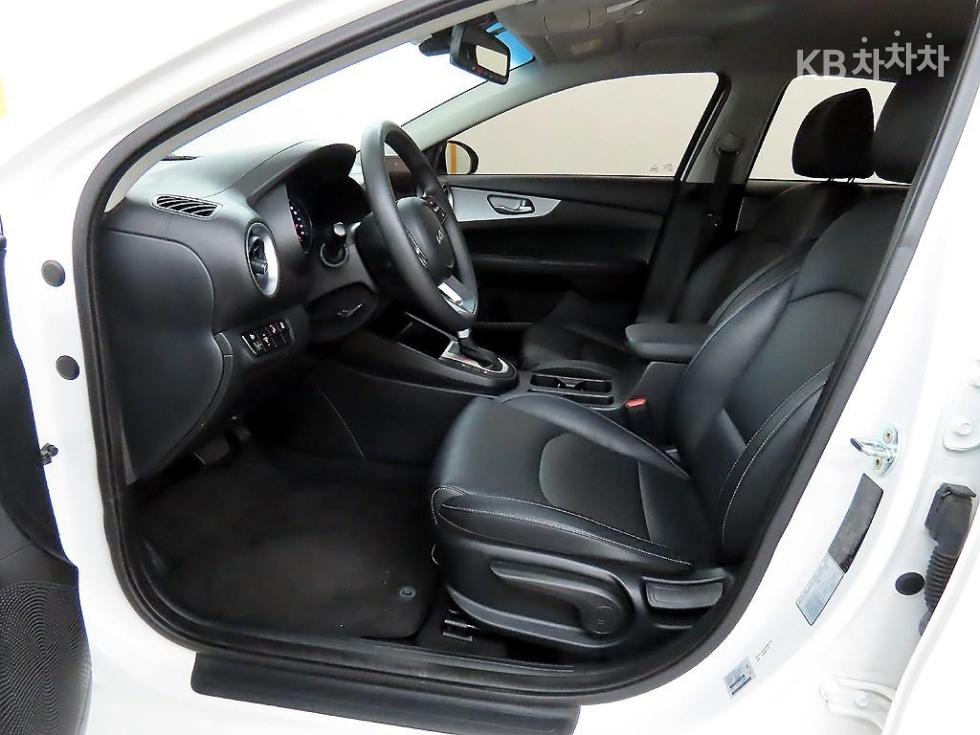2022 - kia k3