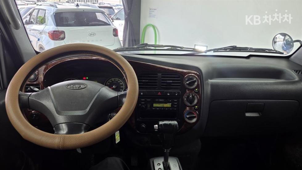 2008 - kia bongo iii