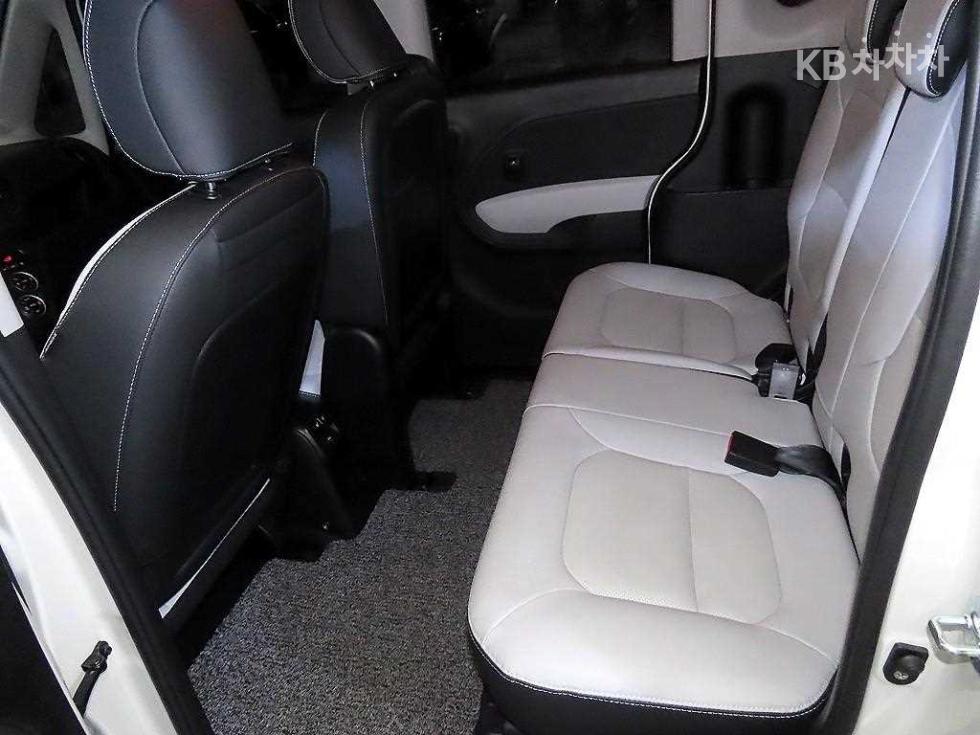 2024 - kia kia