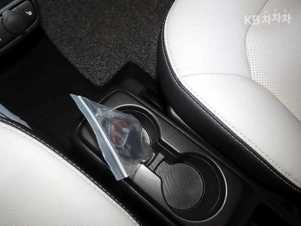 2024 - kia kia