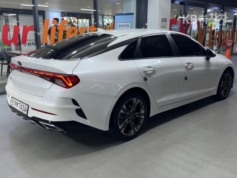 2020 - kia k5