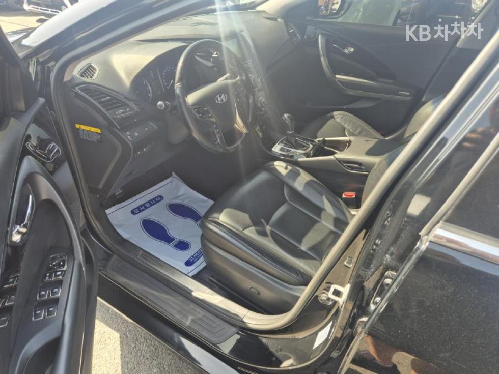 Hyundai Grandeur — miniaturë 16