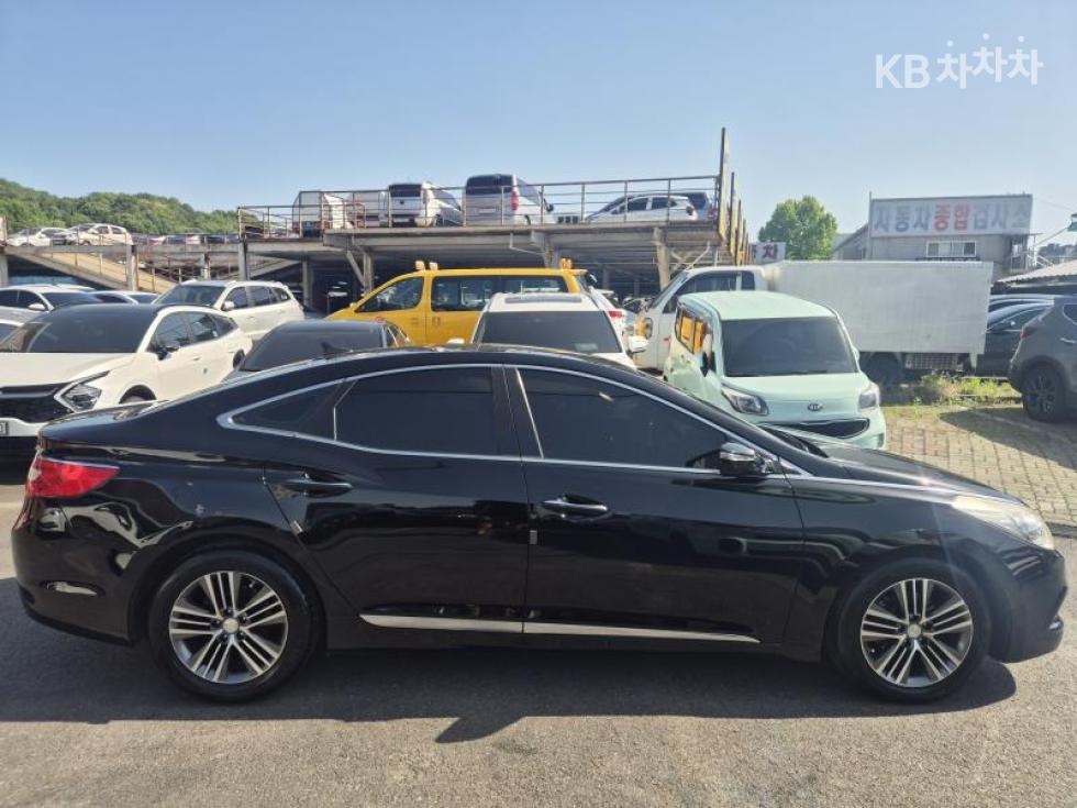 Hyundai Grandeur — miniaturë 17