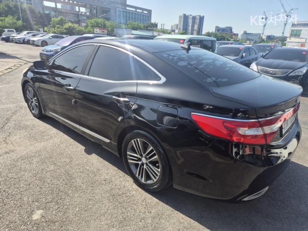 Hyundai Grandeur — miniaturë 20