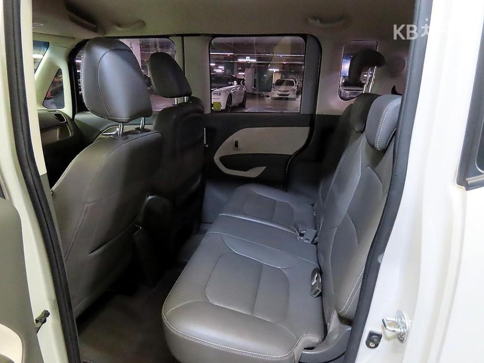 2013 - kia ray