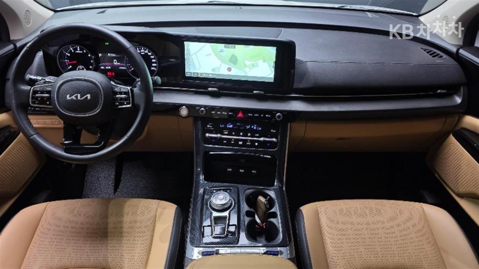 Kia Carnival — miniaturë 6