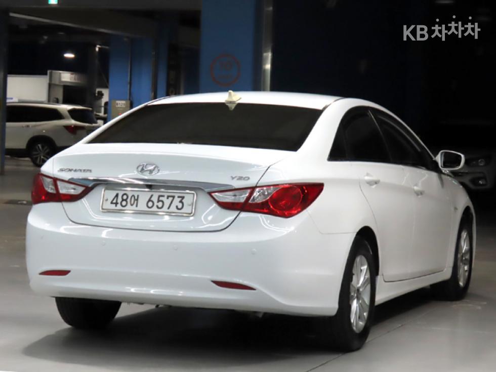 Hyundai Sonata — miniaturë 4