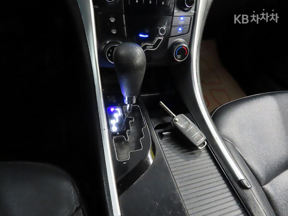 Hyundai Sonata — miniaturë 13