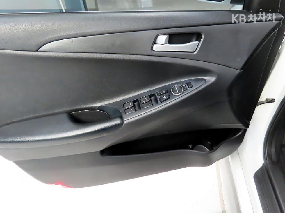 Hyundai Sonata — miniaturë 14