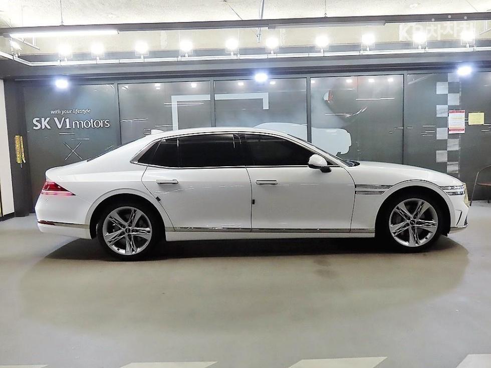 2022 Genesis G90(RS4) photo