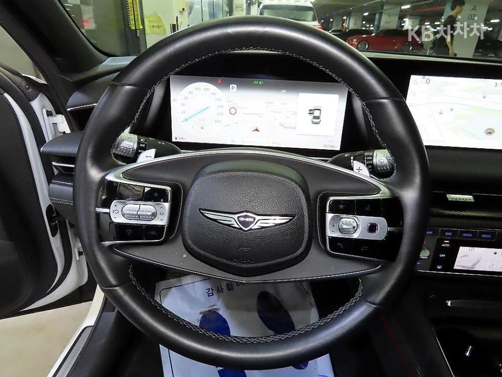 2022 Genesis G90(RS4) photo