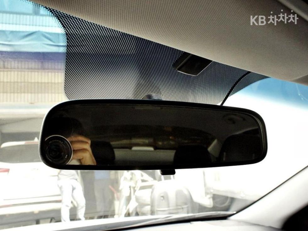 Kia K5 — miniaturë 12