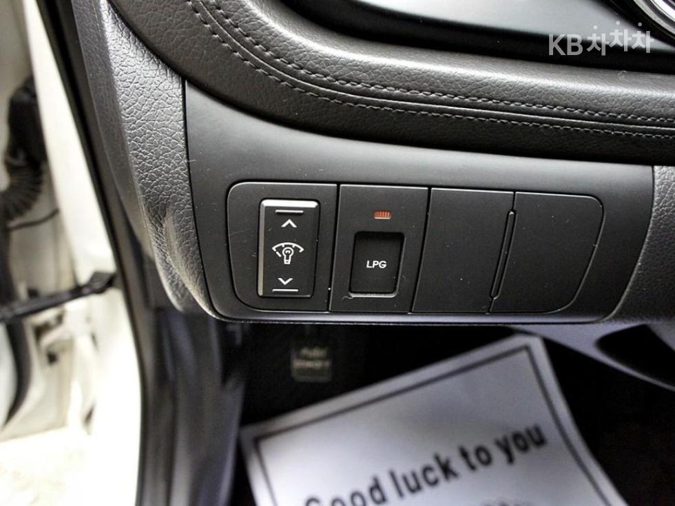 Kia K5 — miniaturë 17
