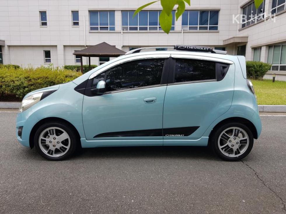 Chevrolet Spark — miniaturë 3