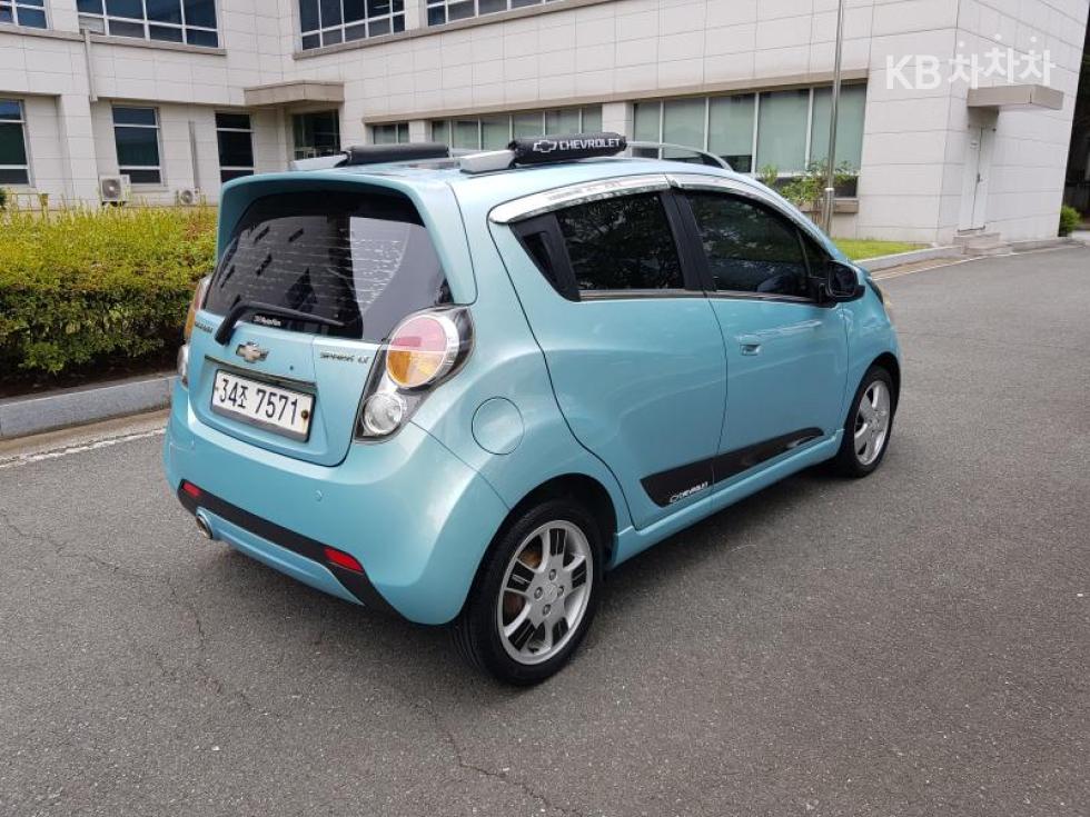 Chevrolet Spark — miniaturë 16