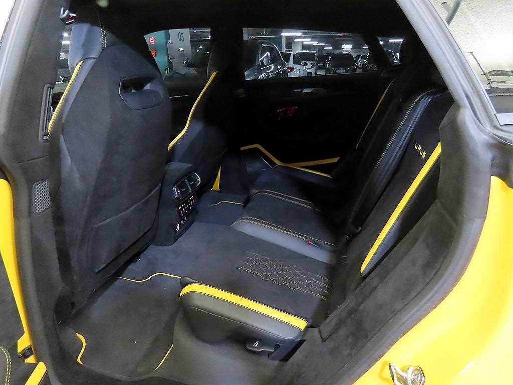 2024 Lamborghini Used Car photo