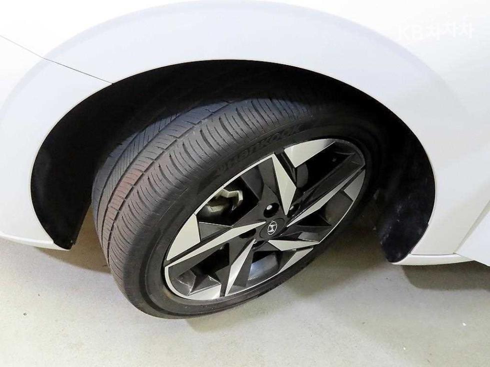 Hyundai Avante — miniaturë 20