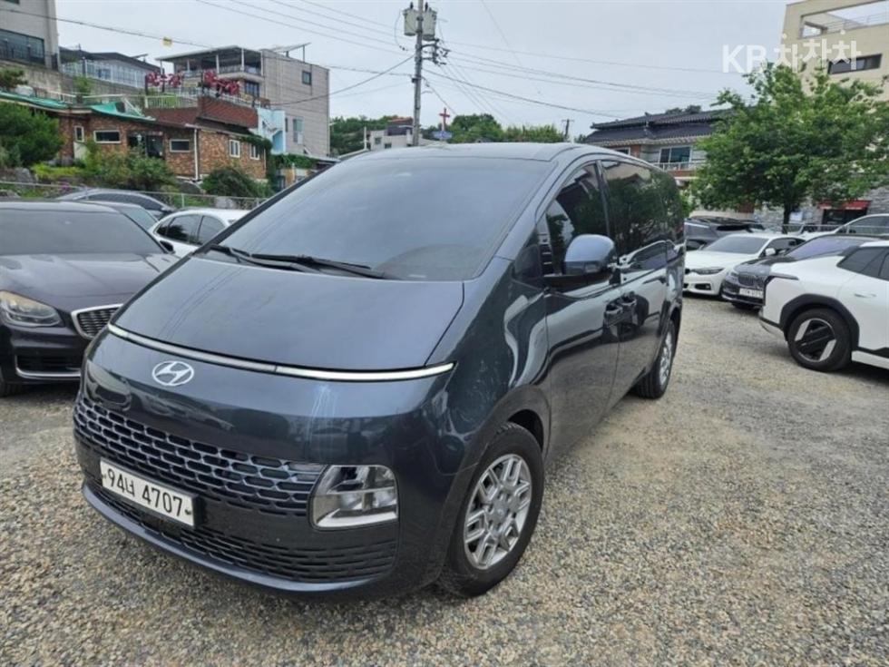 Hyundai Staria — miniaturë 3