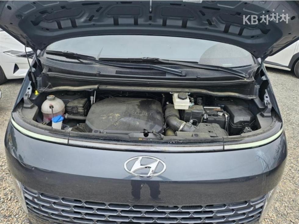 Hyundai Staria — miniaturë 12