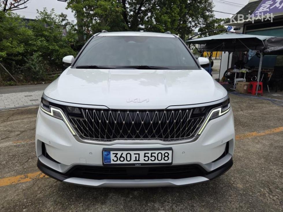 Kia Carnival — miniaturë 2