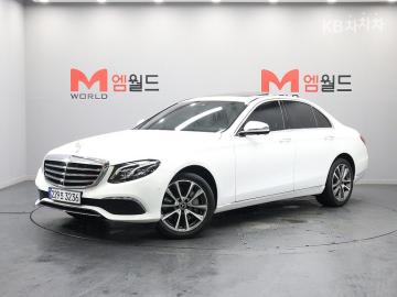 Mercedes-Benz E-klasse E300 Exclusive — foto 1