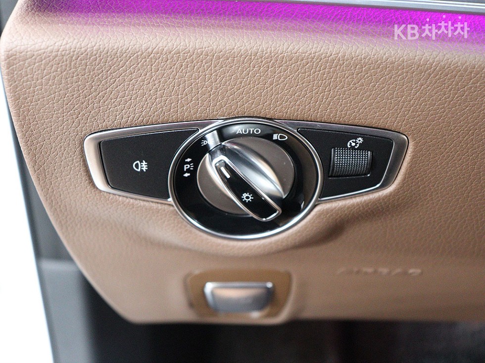 Mercedes-Benz E-klasse — miniaturë 9