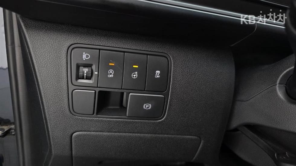 Hyundai Staria — miniaturë 16