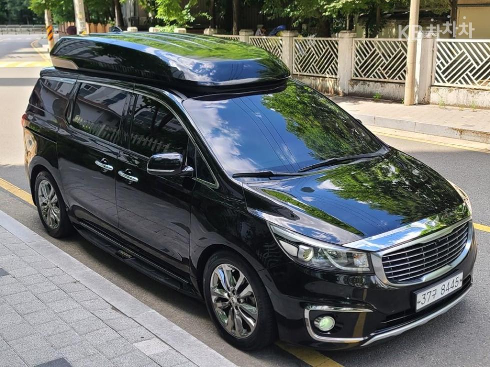 Kia Carnival — miniaturë 3