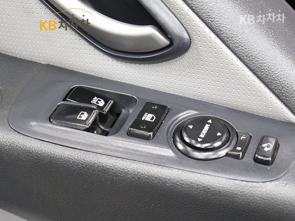 Hyundai Starex — miniaturë 11