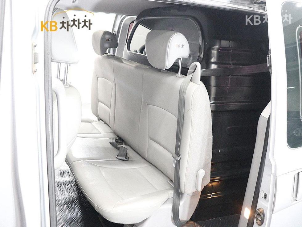 Hyundai Starex — miniaturë 16