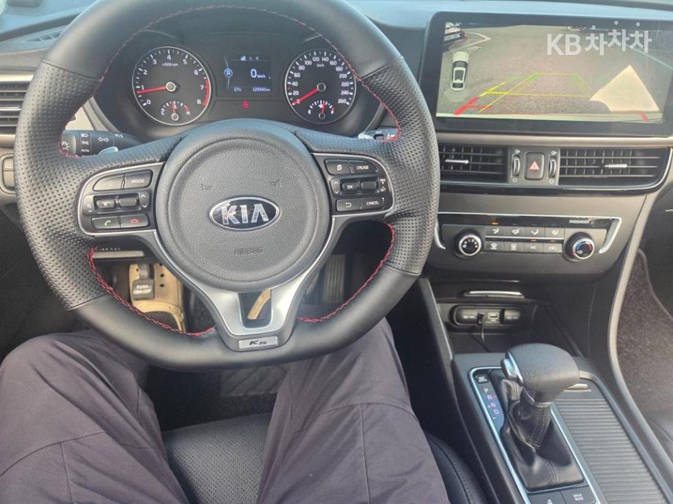 Kia K5 — miniaturë 9