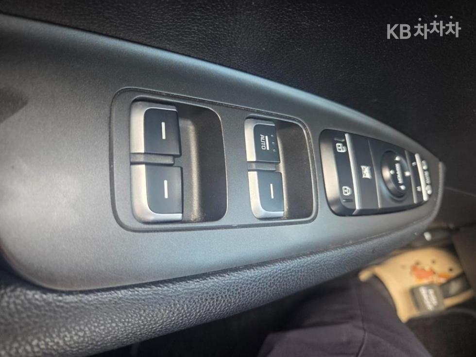 Kia K5 — miniaturë 15
