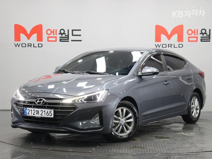 Hyundai Avante 렌터카 1.6 LPi — foto 1