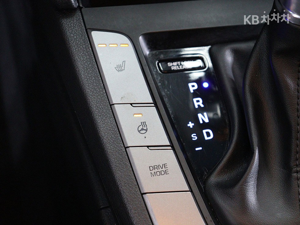 Hyundai Avante — miniaturë 15