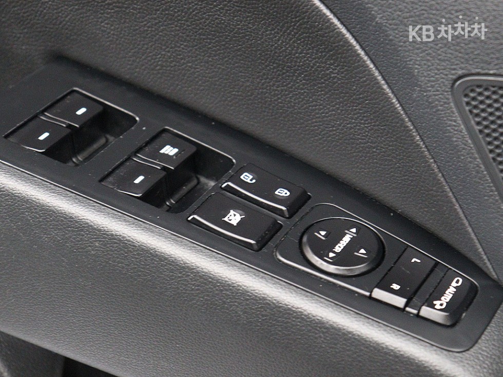 Hyundai Avante — miniaturë 18