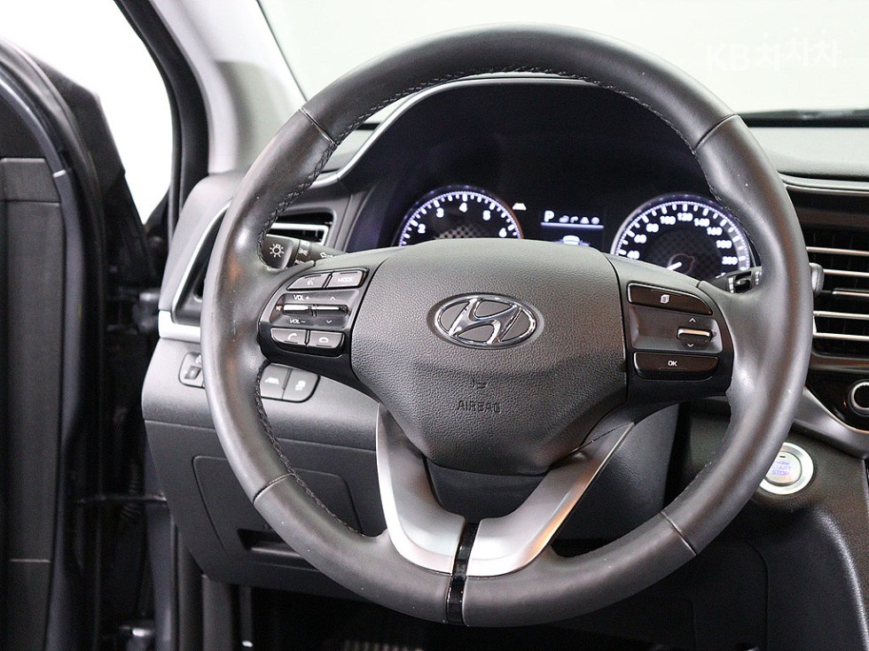 Hyundai Avante — miniaturë 16