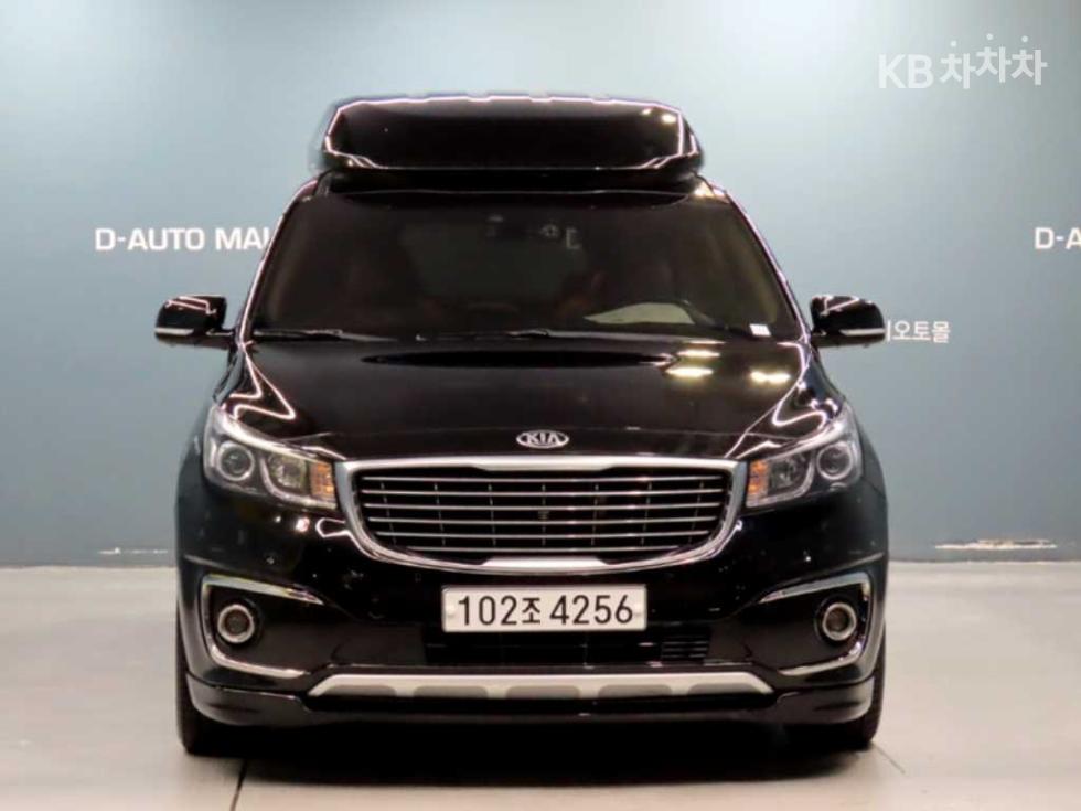 Kia Carnival — miniaturë 2