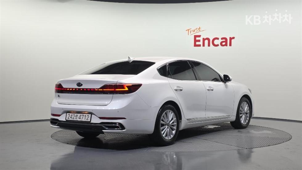 Kia K7 — miniaturë 2