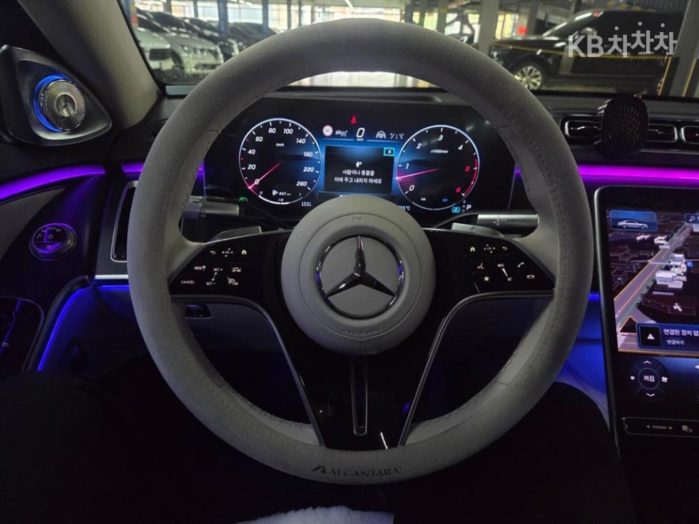 Mercedes-Benz S-klasse — miniaturë 7