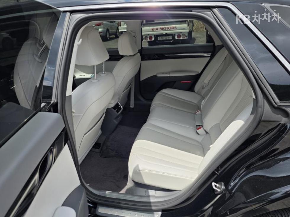 Hyundai Grandeur — miniaturë 7