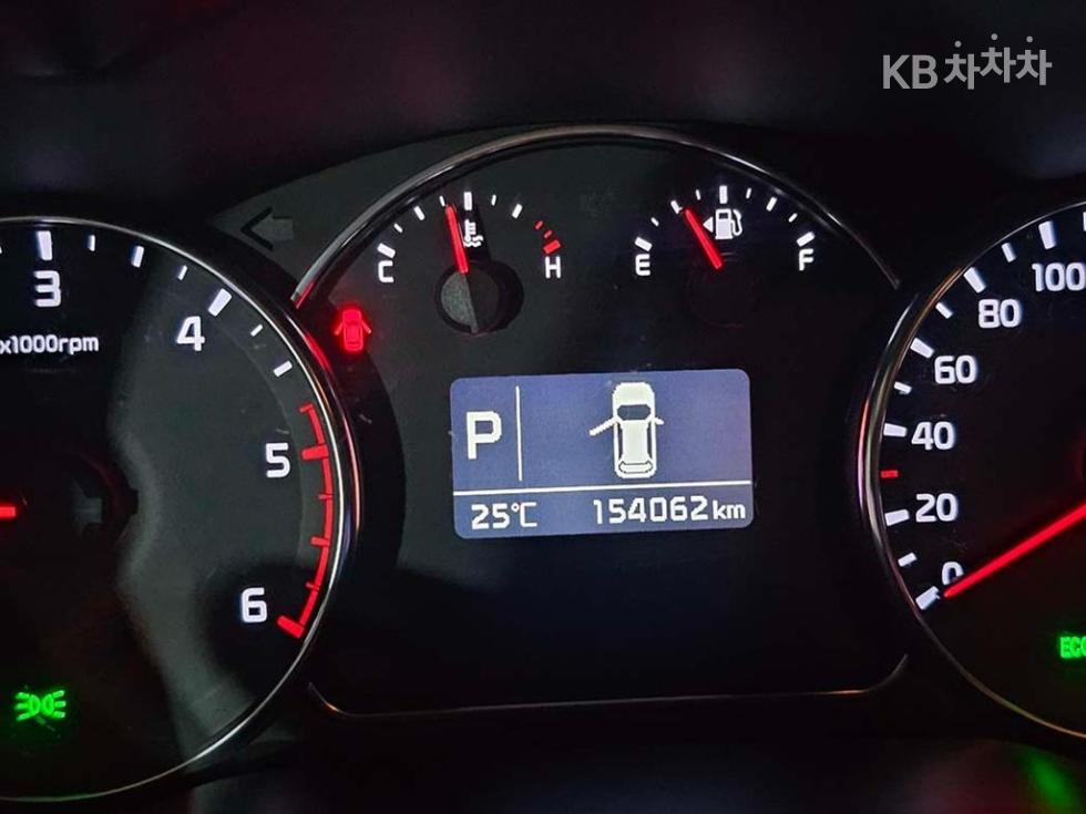 Kia Carens — miniaturë 12
