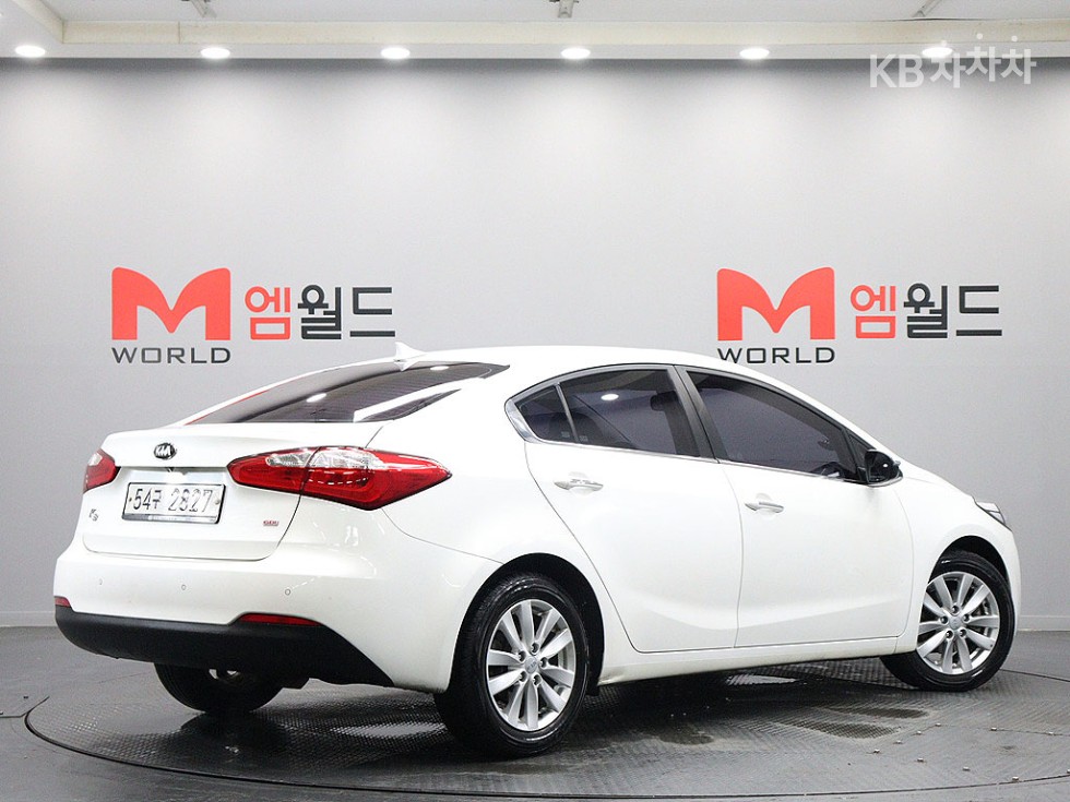 Kia K3 — miniaturë 3