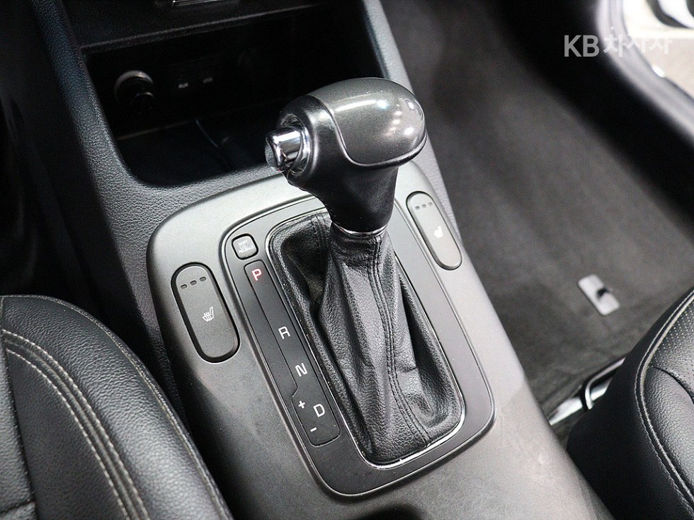 Kia K3 — miniaturë 11