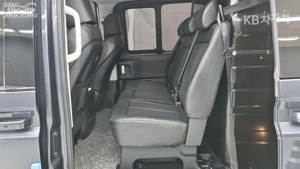 Hyundai Staria — miniaturë 10