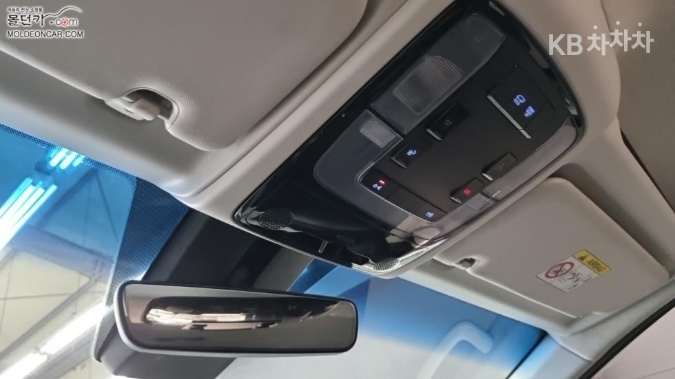 Hyundai Staria — miniaturë 15