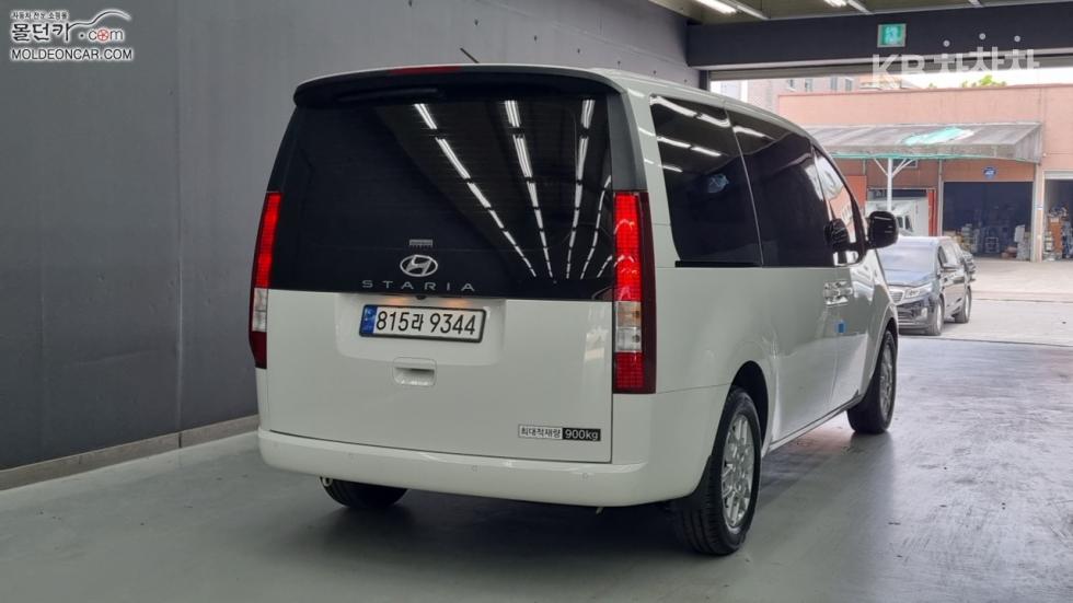 Hyundai Staria — miniaturë 2