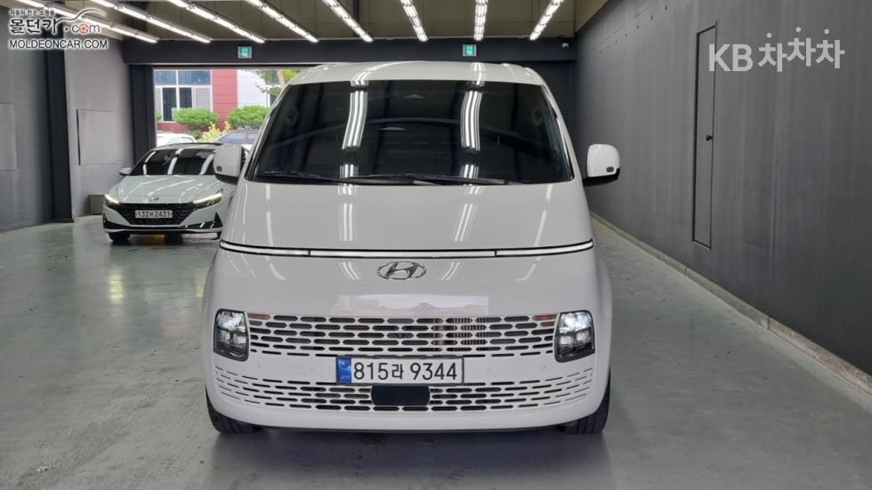 Hyundai Staria — miniaturë 3
